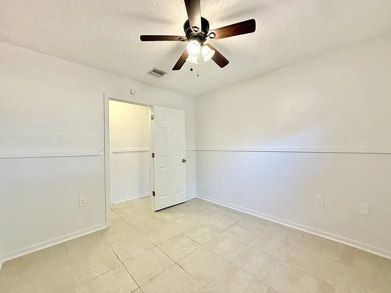 10108 Paradise Blvd — Photo 30