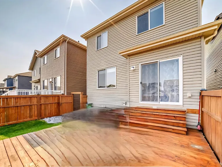 Anthony Cres SW — Photo 4