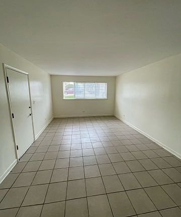 2nd image of 529 N Macie Ct