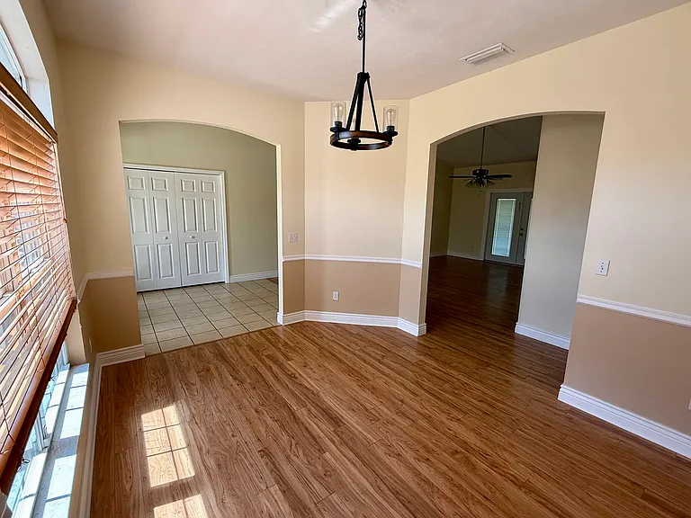 Flexible open space floor plan. Living room and formal dining room/bonus area