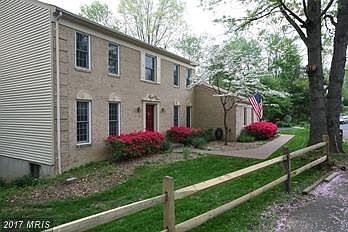 2nd image of 609 Sideling Ct NE