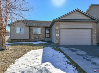 1231 Hawkfly Rd, Lincoln, NE 68521