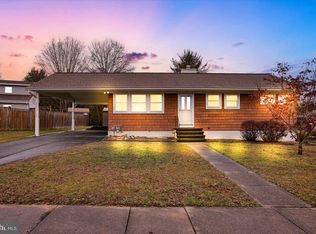 204 Wood Ln, Reading, PA 19606