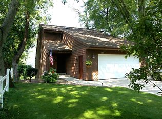 7032 Breezy Point Rd, Wind Lake, WI 53185