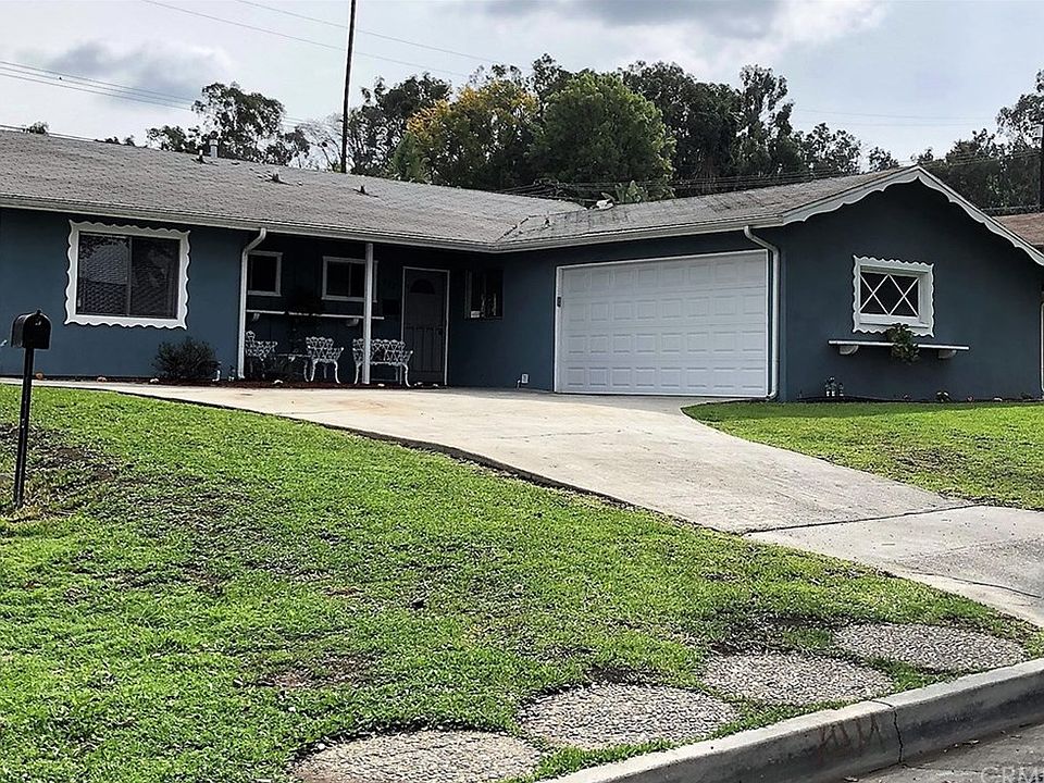 1st image of 412 Cadrow Ave
