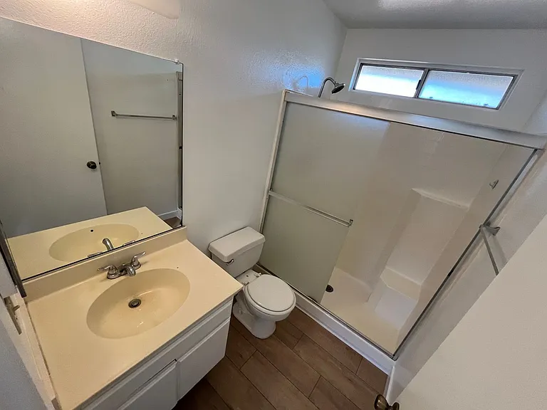 616 Summerwood Ln — Photo 18