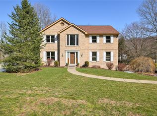 1606 Valley Brooke Ct, Wexford, PA