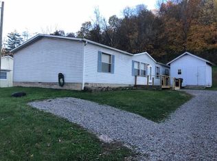 15 Dixon St, Coalton, OH 45621