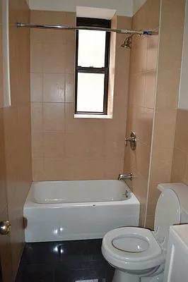 Rented by CoSo Apartments | media 22