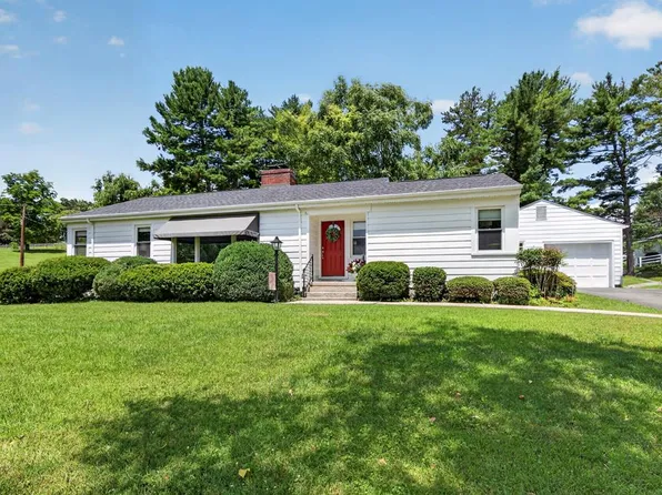299 Old Eleven Dr, Abingdon, VA 24210
