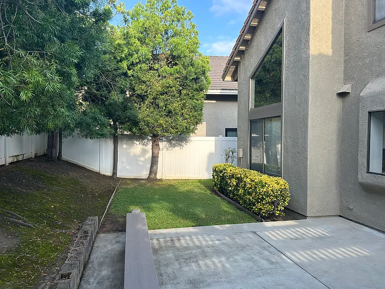 8232 E Flowerwood Ave — Photo 12