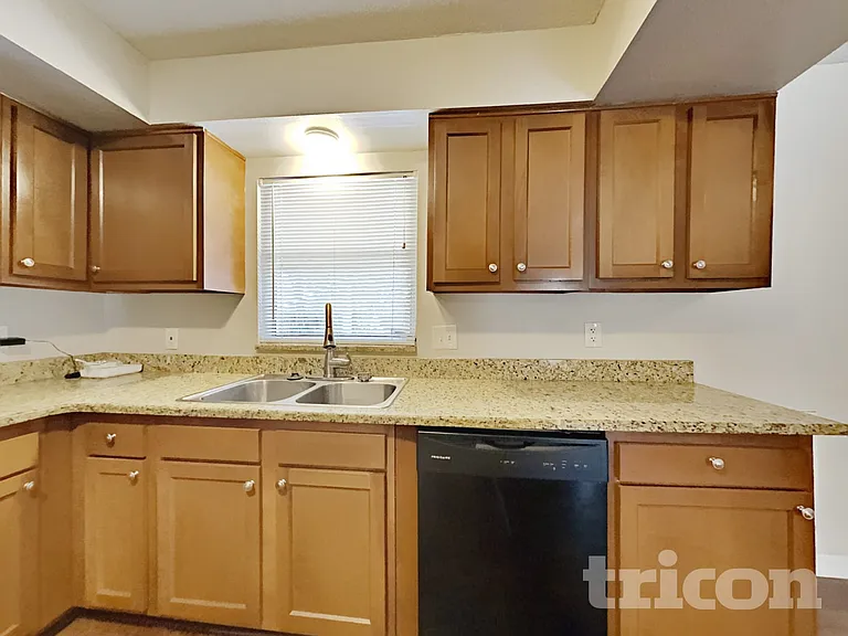 104 New Hope Rd — Photo 11