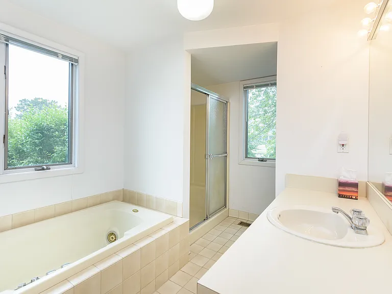 14 Canal Way — Photo 9