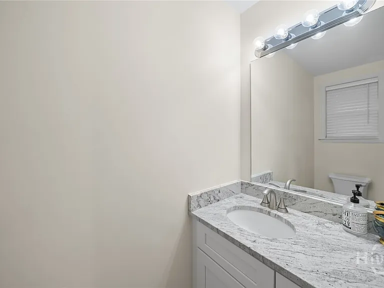 527 Red Oak Dr — Photo 19
