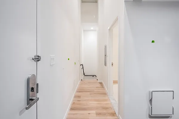 Rented by Nooklyn NYC LLC | media 42