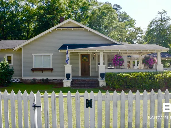 900 Hand Ave, Bay Minette, AL 36507