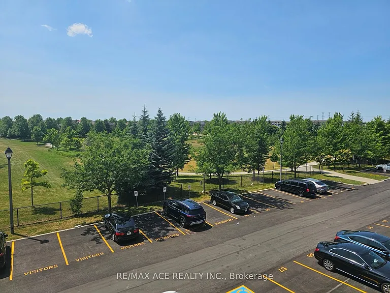 7428 Markham Rd #320 — Photo 21