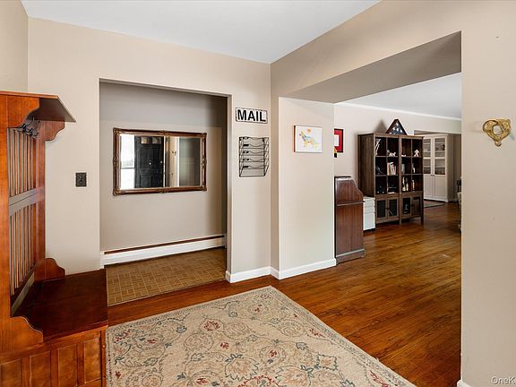 3rd image of 94 Meadow Road