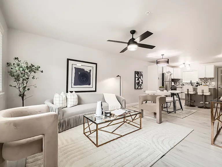 Evergreen Townhomes — Photo 33