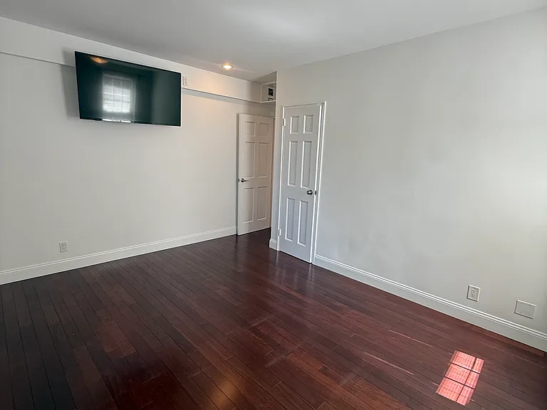 800 Bronx River Rd #B03 — Photo 26