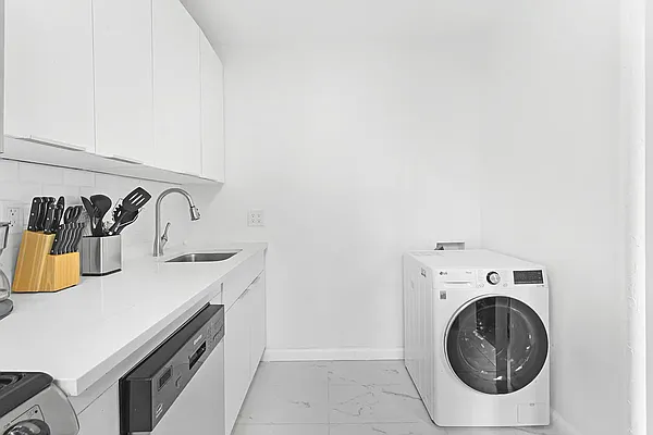 Rented by Outpost Brokerage LLC | media 5