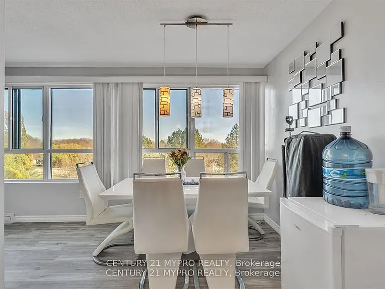 600 Grenfell Dr #410 — Photo 13