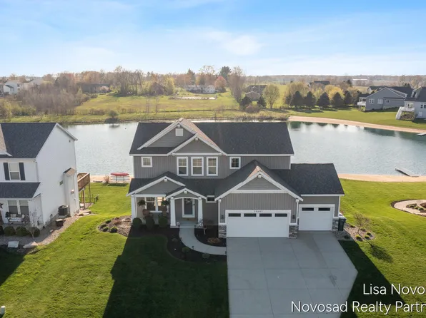 10867 Marsh Ave, Allendale, MI 49401