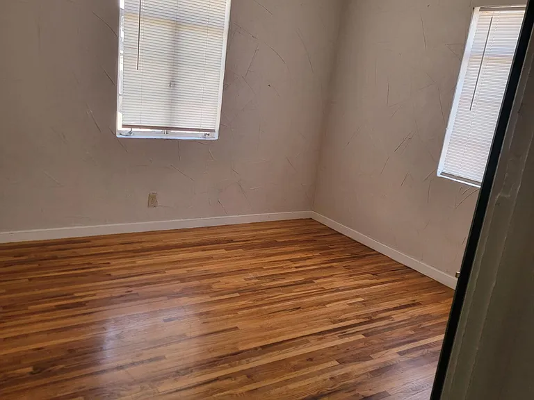 3915 Mobile Ave #2 — Photo 7