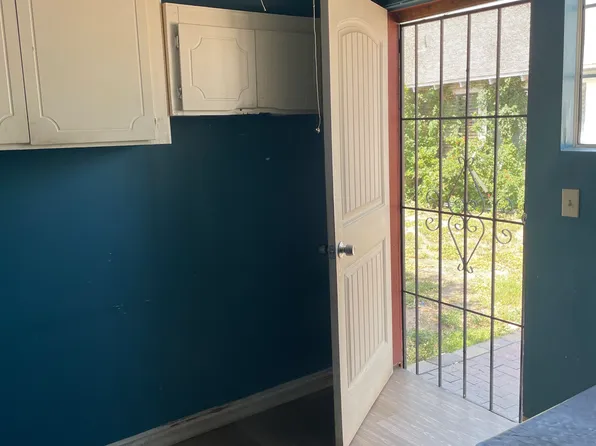 (undisclosed Address), Rialto, CA 92376