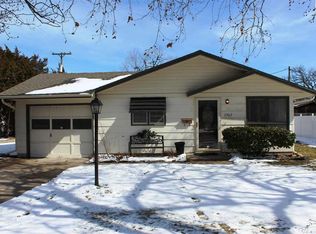 2302 N Adams St, Hutchinson, KS 67502