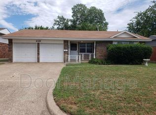 1029 Montgomery Cir, Norman, OK 73071