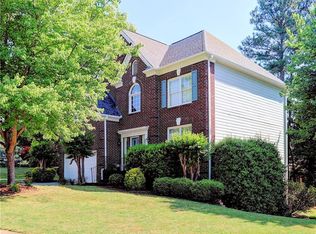 1025 Arbor Creek Dr, Roswell, GA 30076