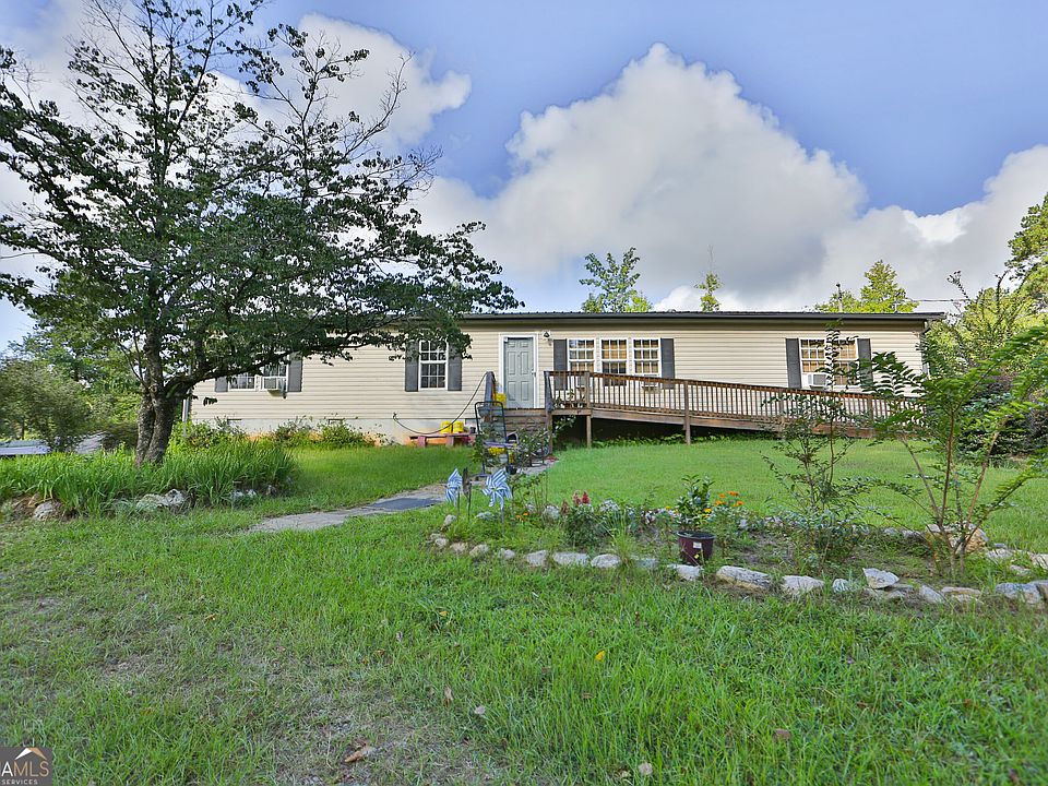 1st image of 124 Snyder Rd NE