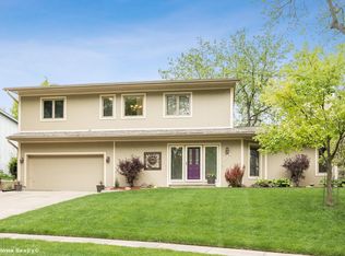 1614 NW 106th St, Clive, IA 50325