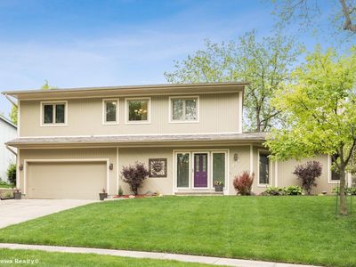 1614 NW 106th St, Clive, IA, 50325