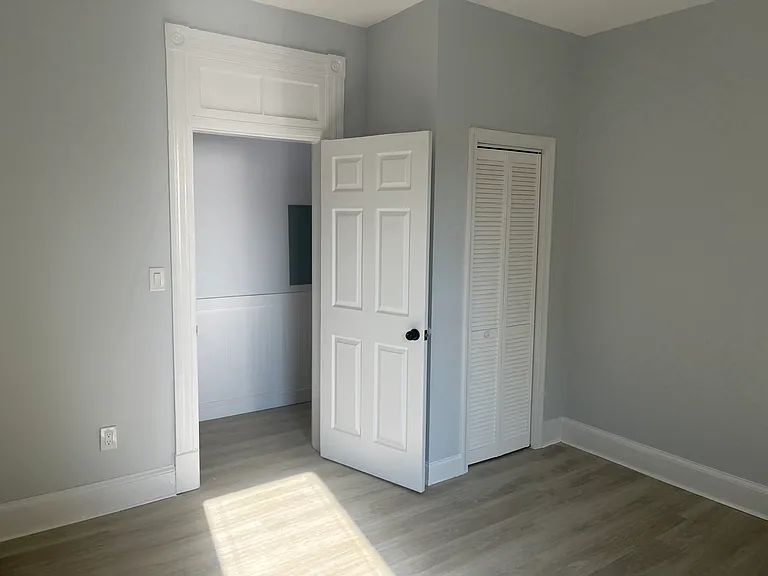 168 Maple St #1W — Photo 7