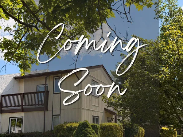142 N Cottage Rd, Sterling, VA 20164