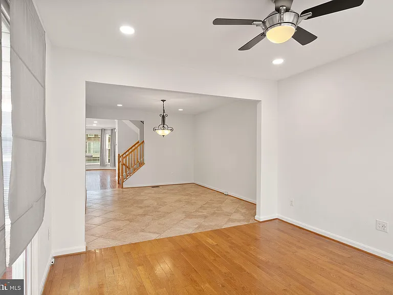 42685 Rolling Rock Sq — Photo 18