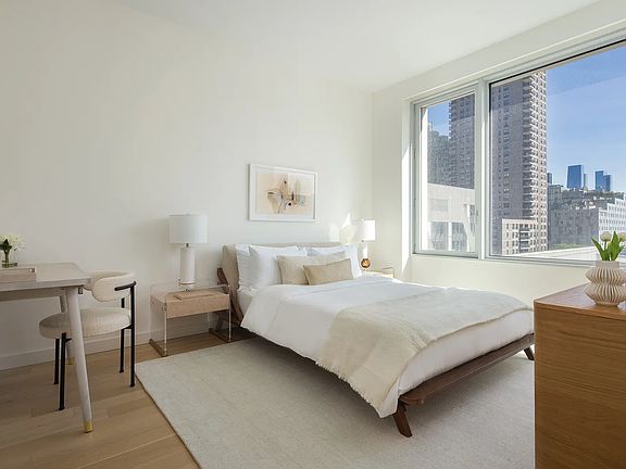 5th image of 611 W 56th St Floor 10
