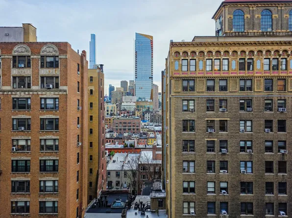 27 West 72nd Street image 11 of 17