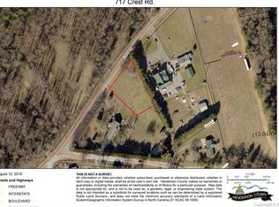 717 Crest Rd, Flat Rock, NC 28731
