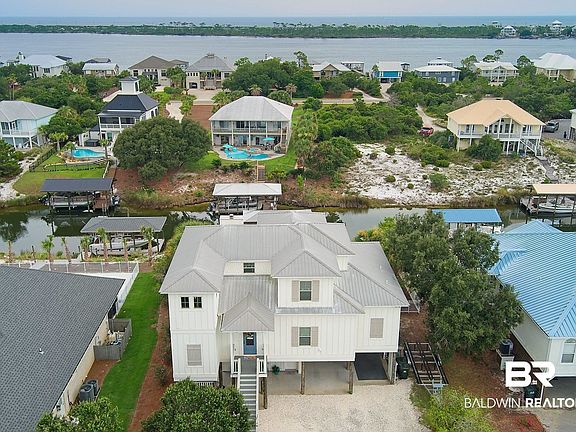 3rd image of 32584 Sandpiper Dr