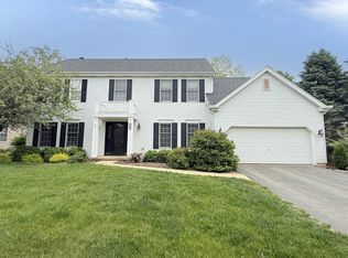 N551 W Weaver Cir, Geneva, IL 60134