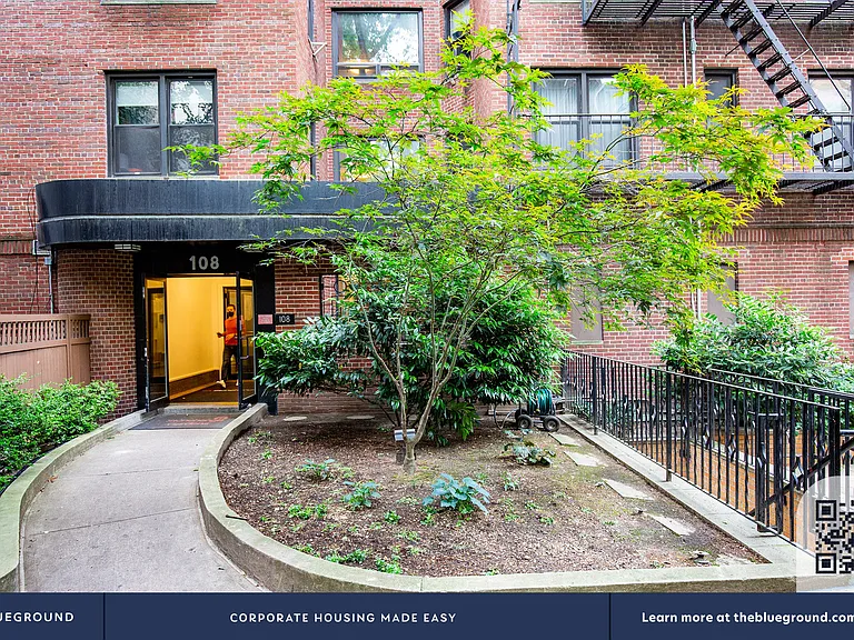108 W 15th St #4-K — Photo 20