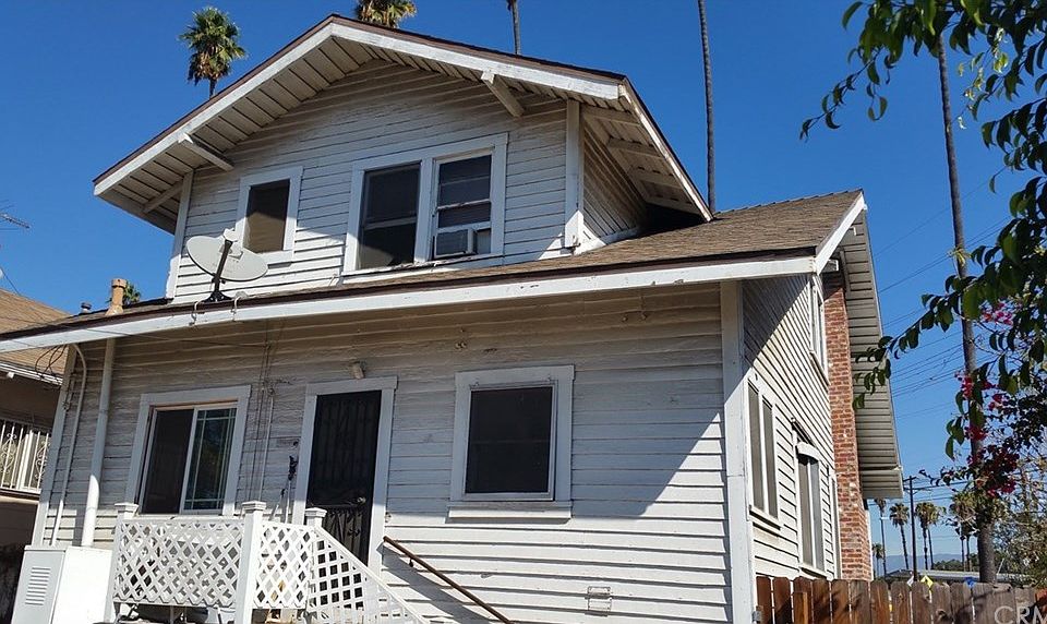 1st image of 3576 E 5th St