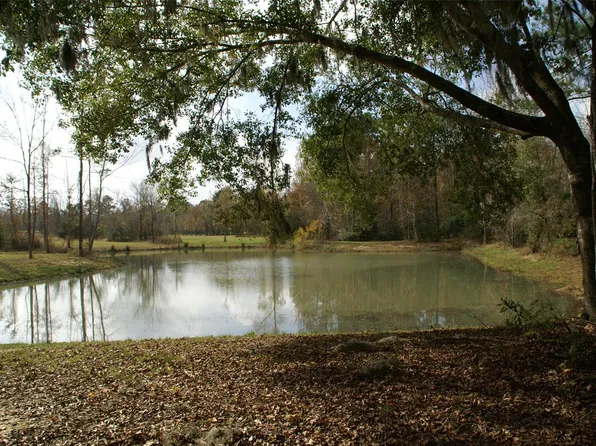 13 Robin Hood, Cleveland, TX 77327