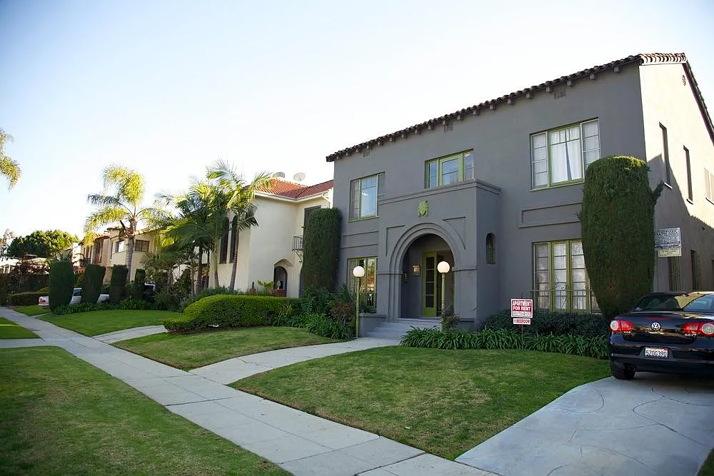 1 bed, 750 sqft, $2,450 — Photo 1