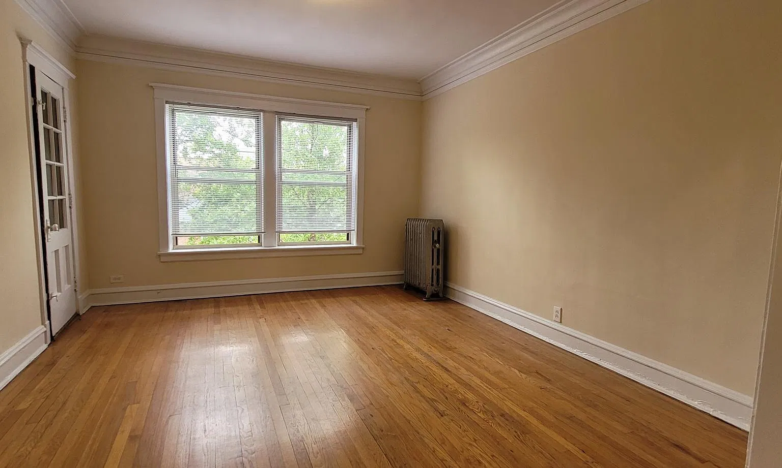 1 bed, 850 sqft, $1,550 — Photo 2