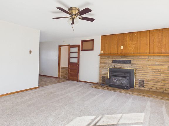 3rd image of 1165 E 9th St