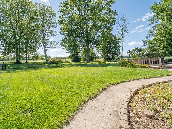 5th image of 13952 Lochard Rd